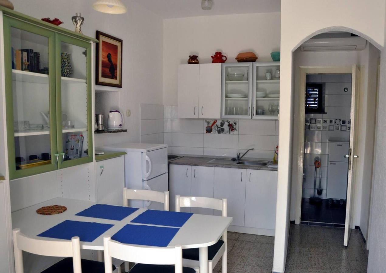 Apartments Adriana Бол Экстерьер фото